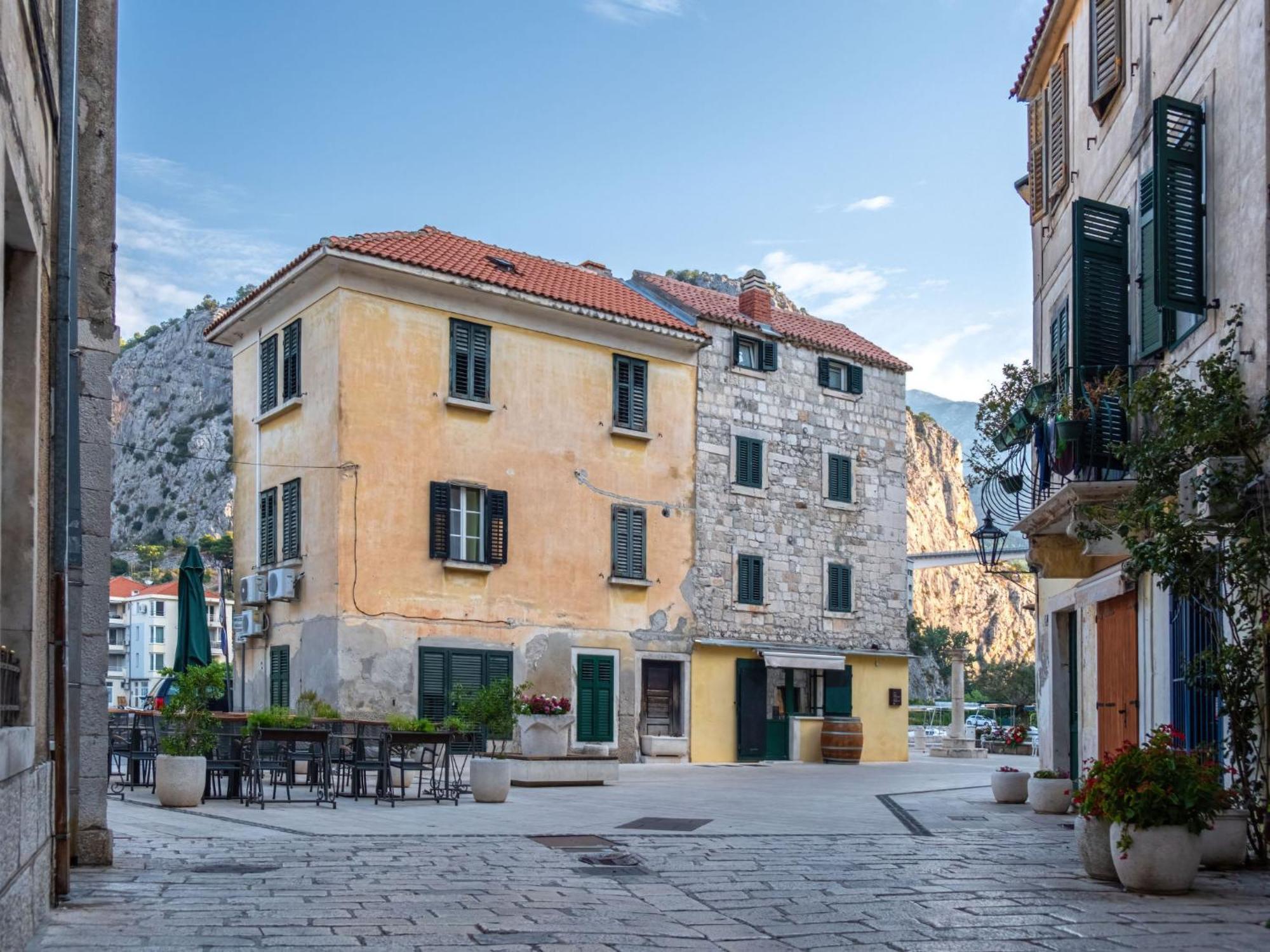 Holiday Home Lara By Interhome Omiš Esterno foto
